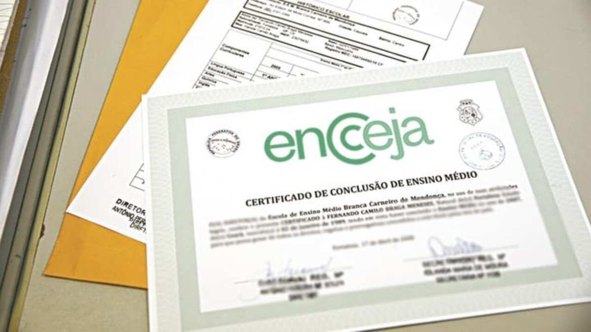 certificado de conclusão de Ensino Médio