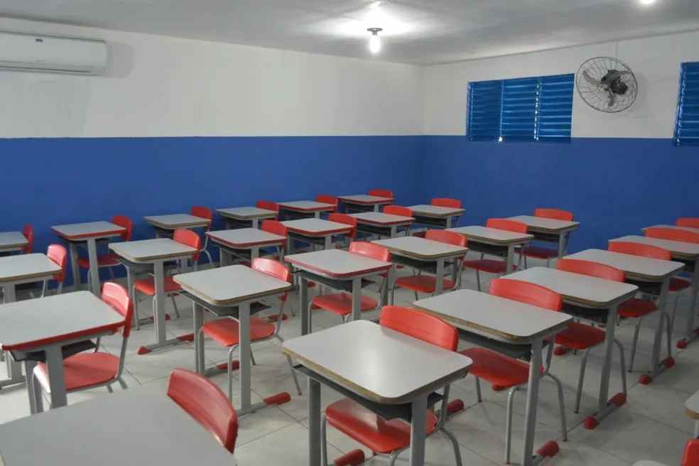 sala de aula ensino público Estado da Paraíba