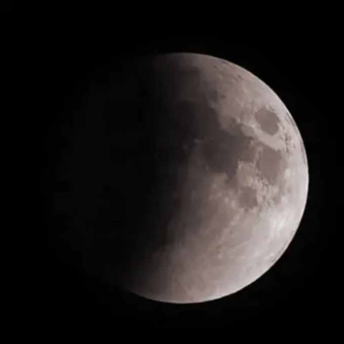 Eclipse lunar parcial